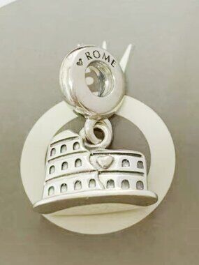 Pandora The Colosseum Charm